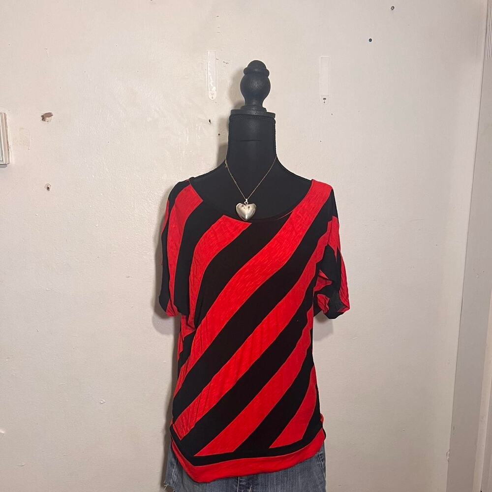 Emo scene kid Mrs. Bella D black n red stripped baggy shirt